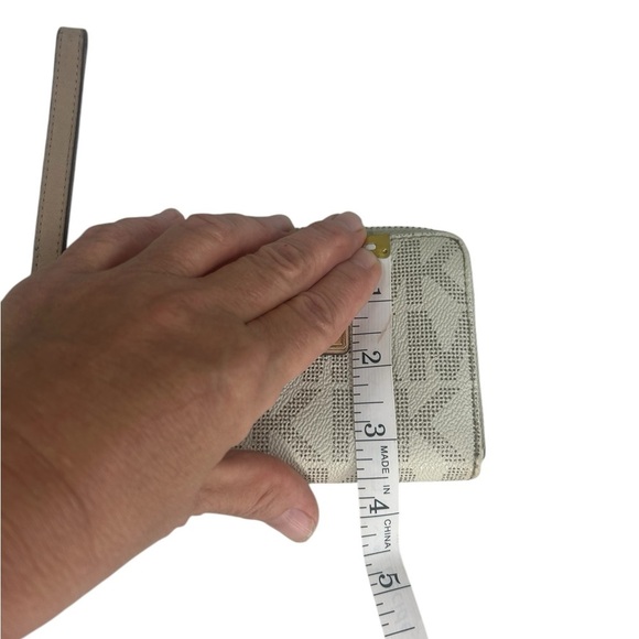 Michael Kors Beige Brown Logo Wristlet Wallet Organizer - Picture 6 of 15